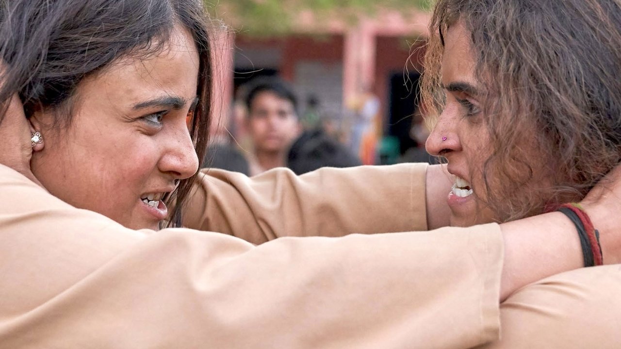 Pataakha Movie Screenshot 3