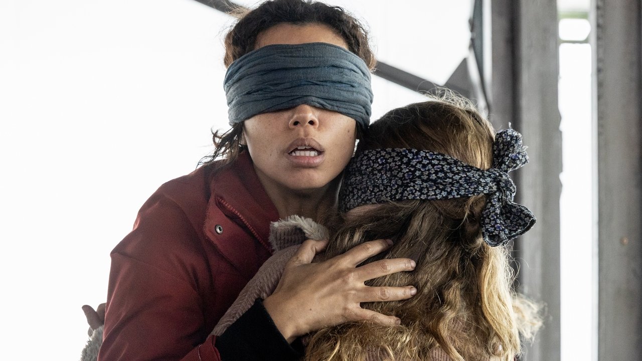Bird Box Barcelona Movie Screenshot 1