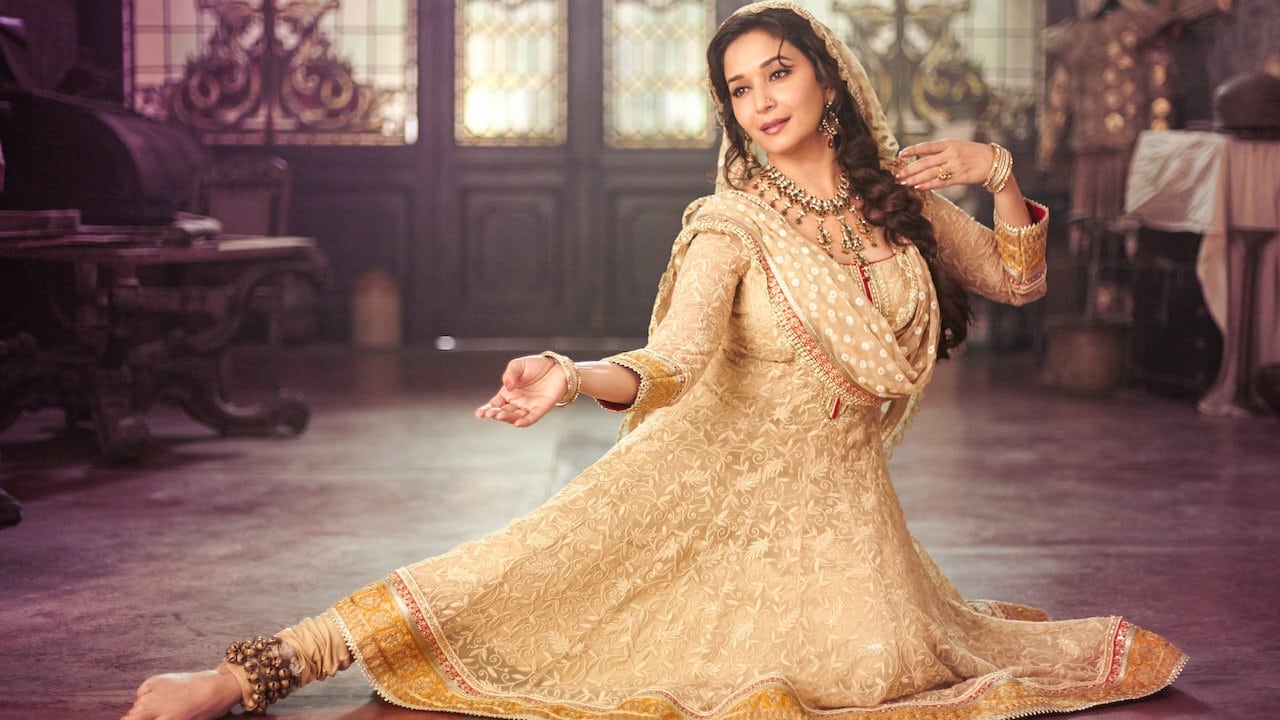 Dedh Ishqiya Movie Screenshot 1