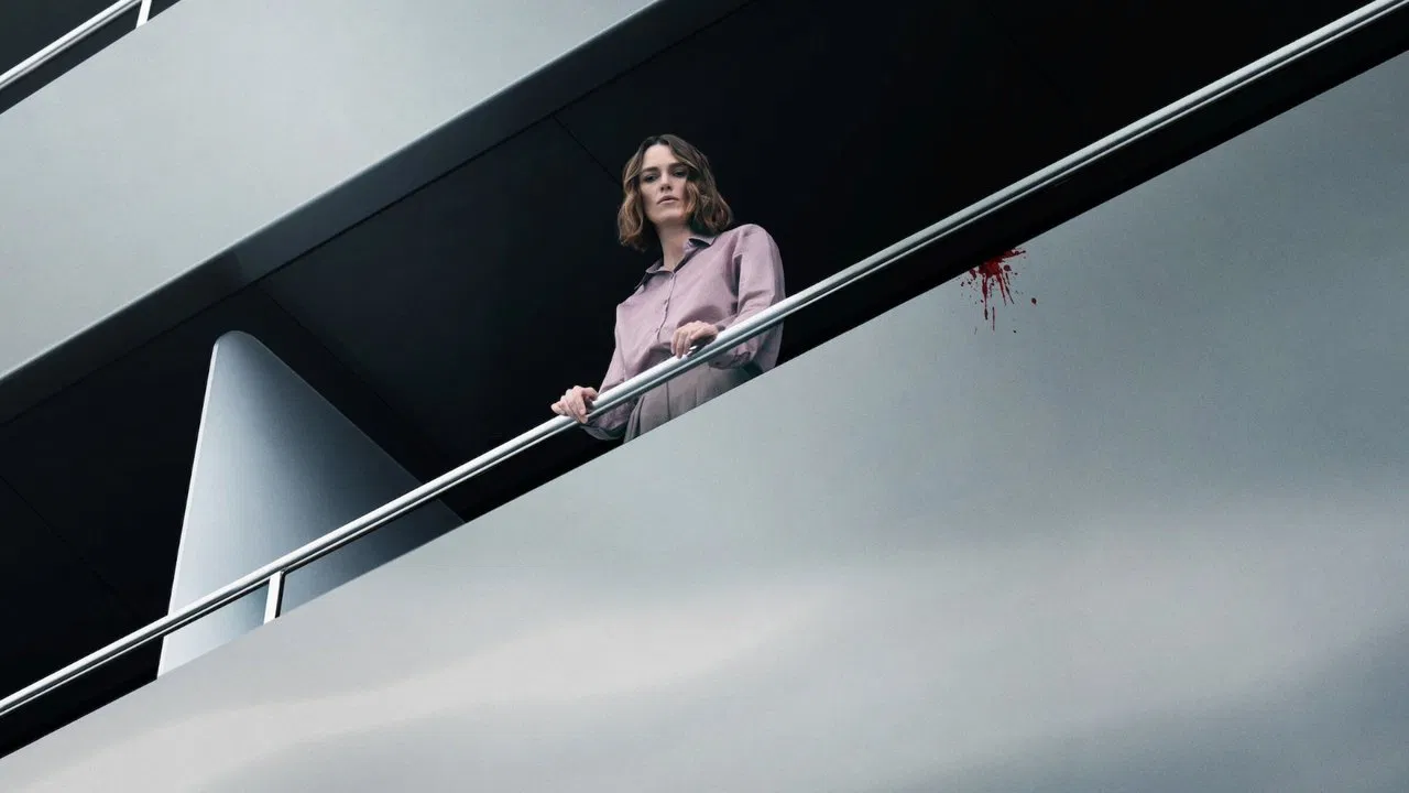 The Woman in Cabin 10 Movie Screenshot 1