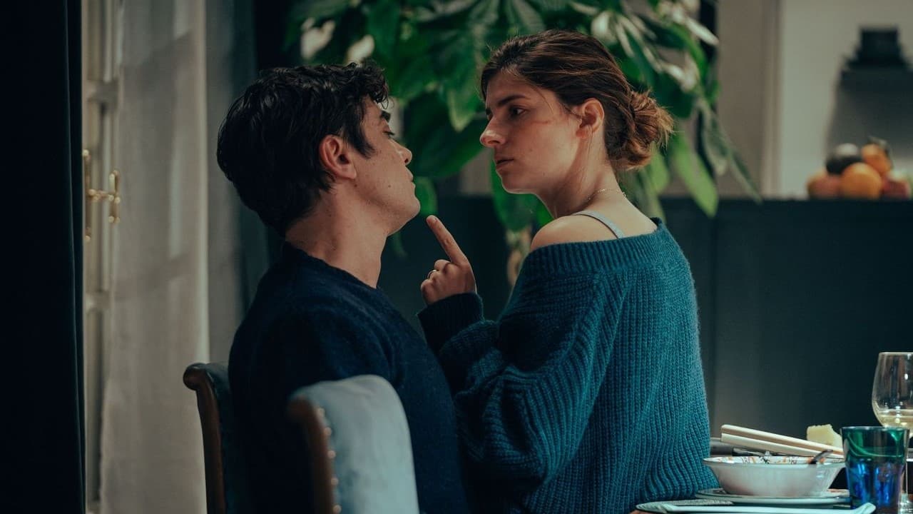 Close To Me Movie Screenshot 1