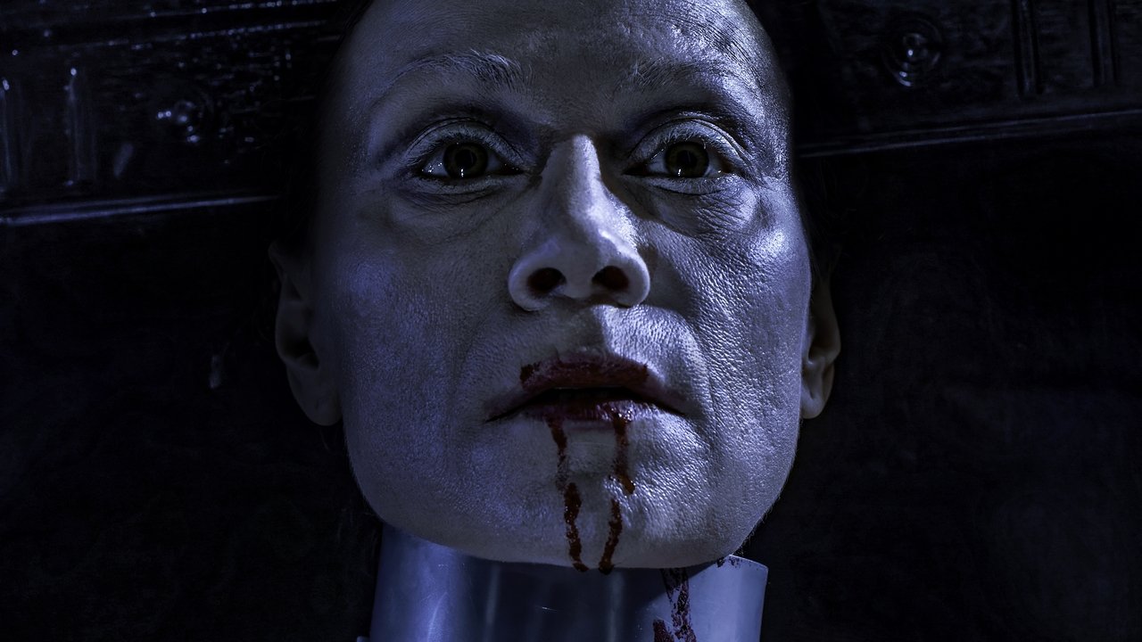 W Movie Screenshot 1