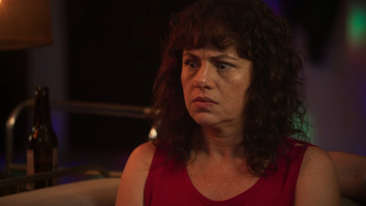 A Vilã das Nove Movie Screenshot 3