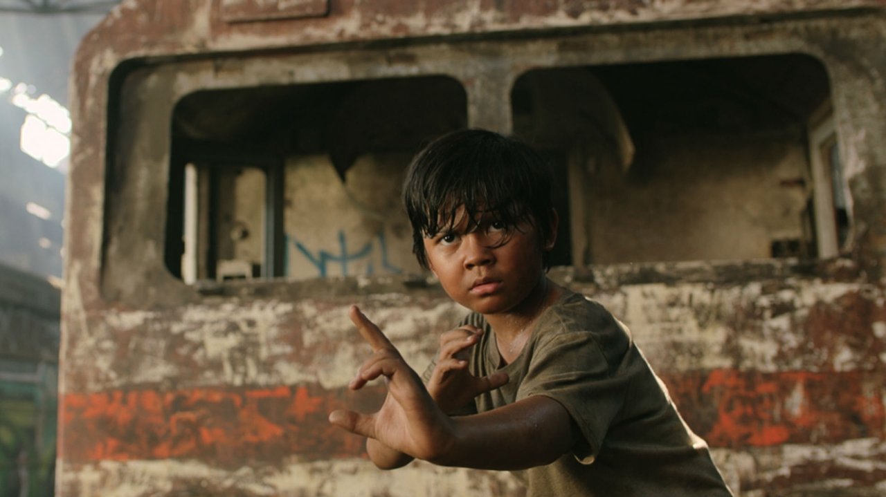 Gundala Movie Screenshot 3