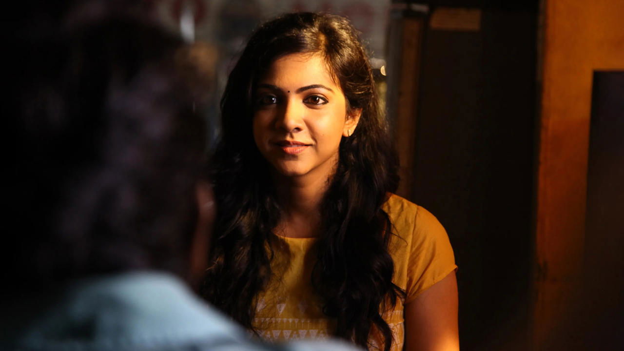 Kadhalum Kadanthu Pogum Movie Screenshot 1