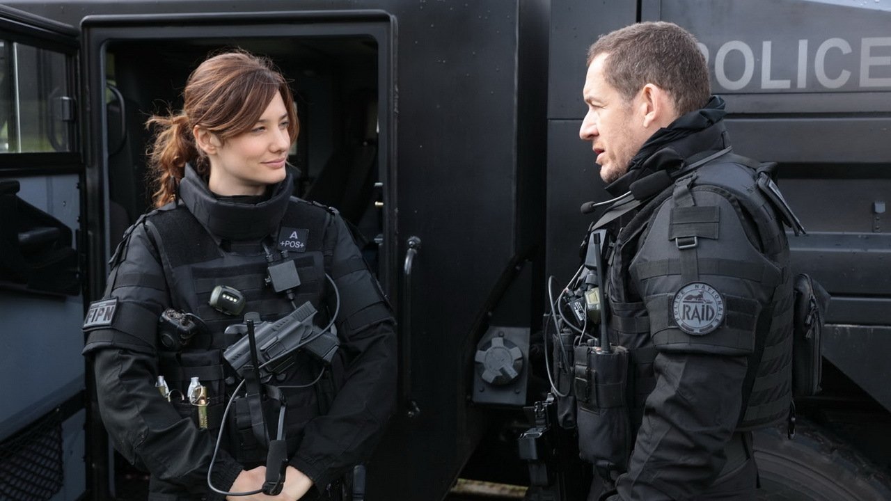 R.A.I.D. Special Unit Movie Screenshot 2