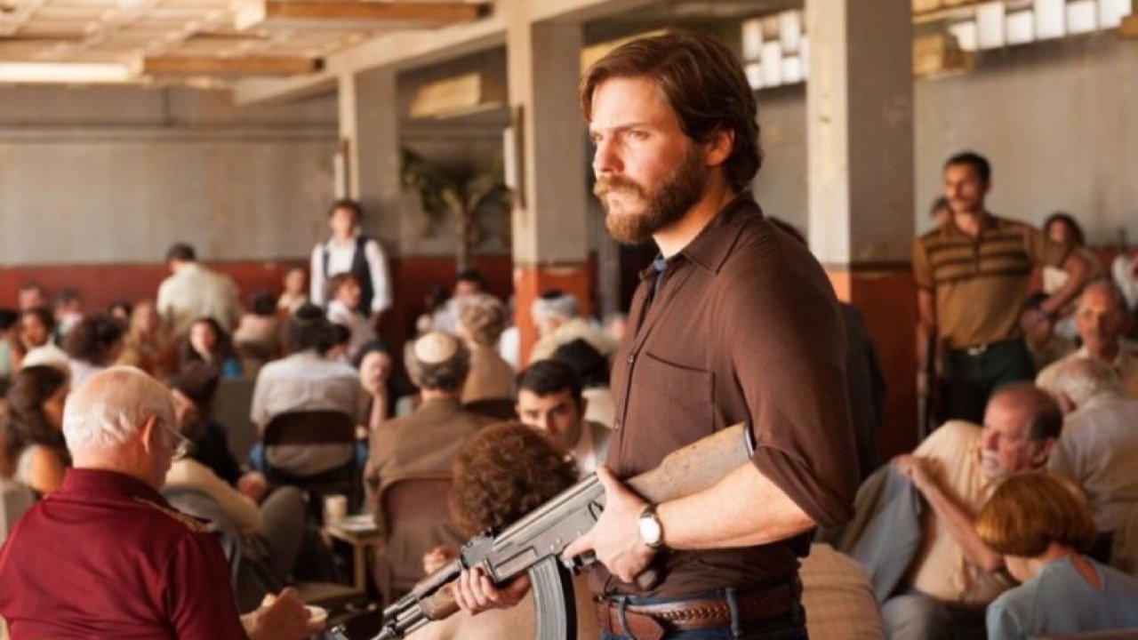 7 Days in Entebbe Movie Screenshot 2