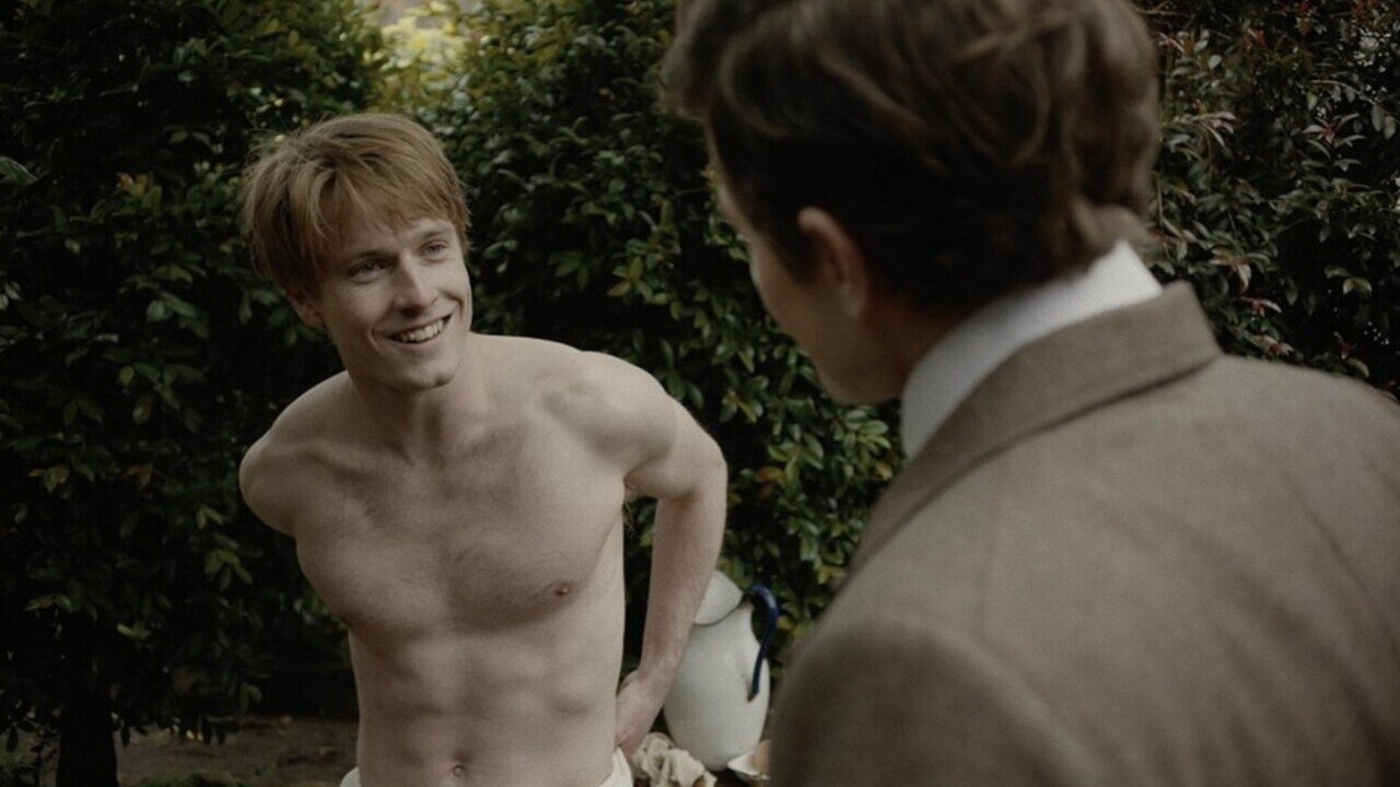 Lilies Not for Me Movie Screenshot 4