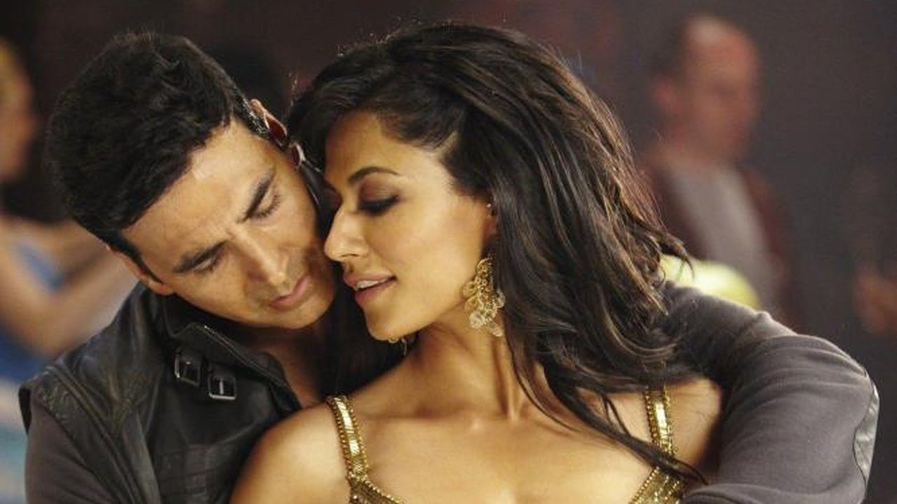 Desi Boyz Movie Screenshot 3