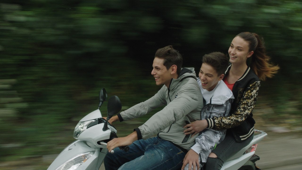 Piranhas Movie Screenshot 4
