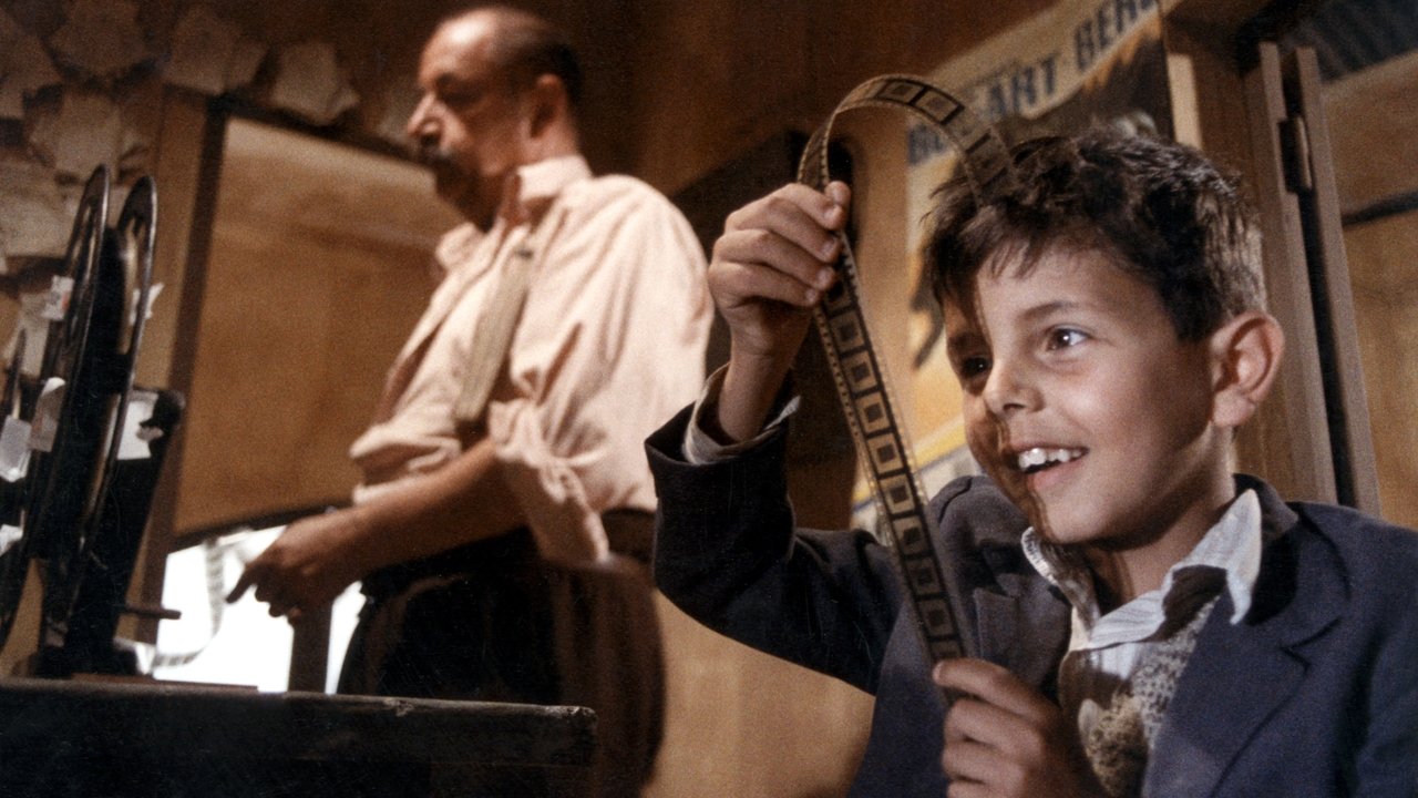 Cinema Paradiso Movie Screenshot 1